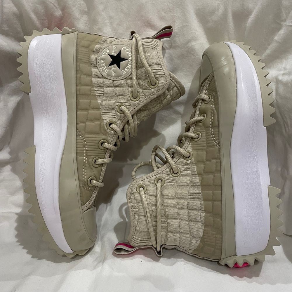 NWT CONVERSE Run Star Hike High Women’s Size 6.5